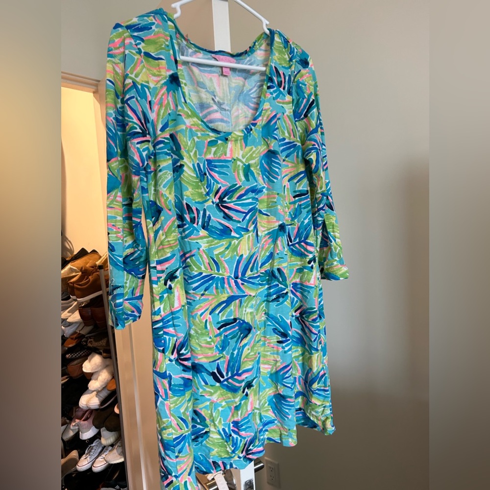 Lilly Pulitzer used condition stretchy dress